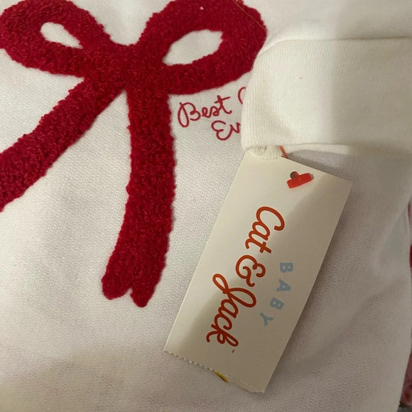 NWT Cat & Jack Best Gift Ever Outfit - Picture 9 of 9